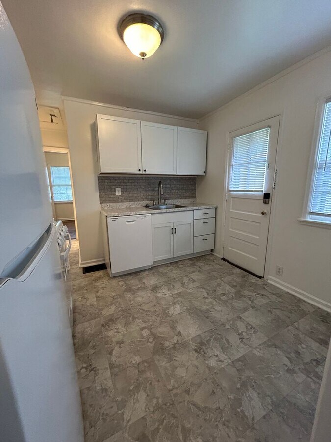 502-524 S 15th Street - 502-524 S 15th Street Apartments