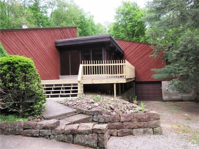 Building Photo - 830 Warrendale Bayne Rd Rental