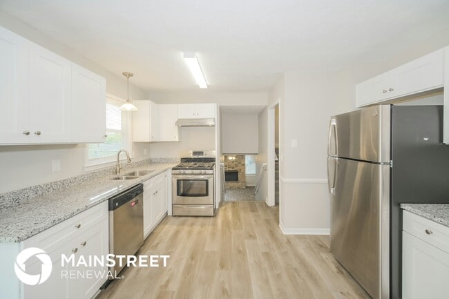 Photo - 2185 Wilson Rd NW