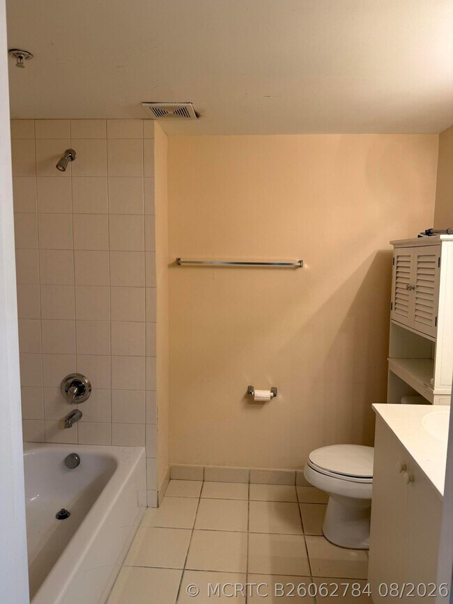 4723 Lucerne Lakes Blvd E Unit 633