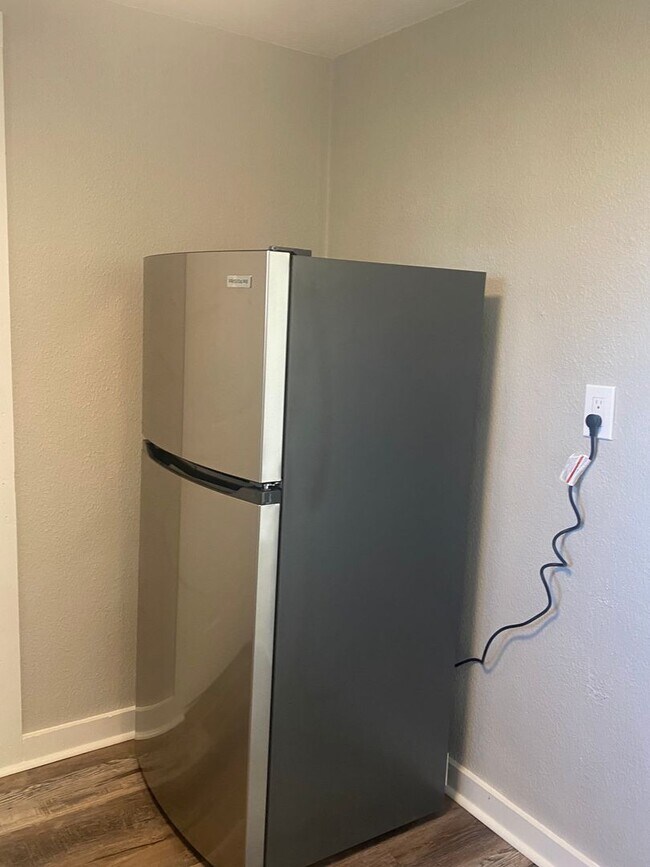 SUPER CUTE 1 BEDROOM/1 BATH HOME IN NORTH House Rental in North