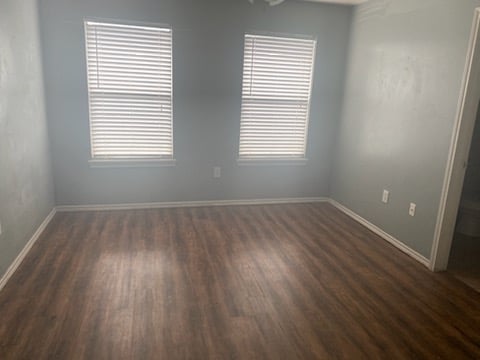 Photo - 604 N Englewood Ave