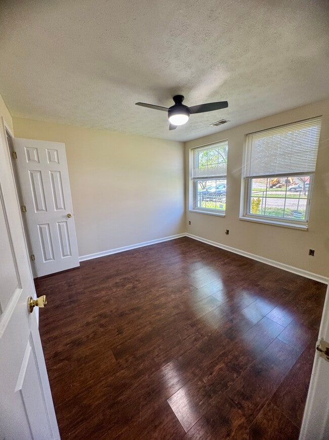 Photo - 606 W Sullivan St