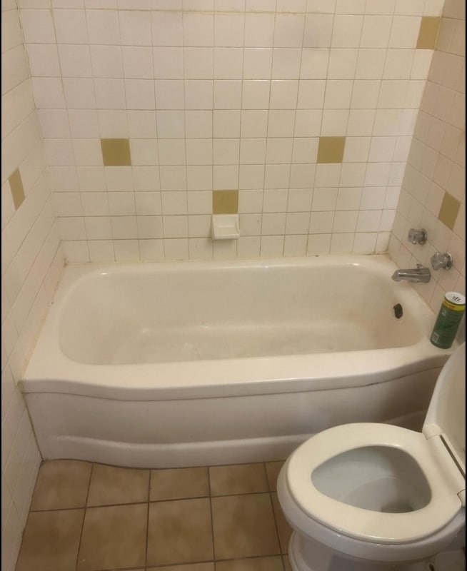 Photo - 1700 W Packard St