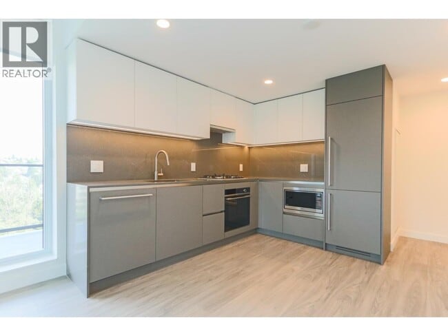 2135 Springer Ave Unit 1502