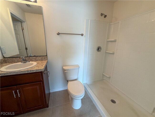 Photo - 2927 NW 4th Pl