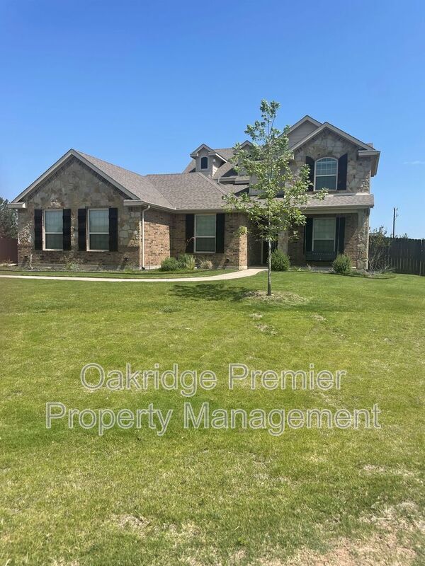 Photo - 811 Blue Quail Dr House