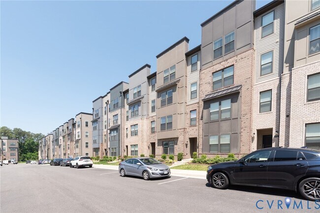Photo - 2747 St Elias Dr Unit B