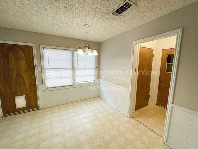 Photo - 7005 Hartford Ave