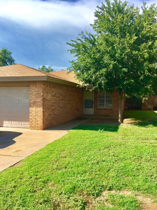 Photo - 6112 38th St Townhome