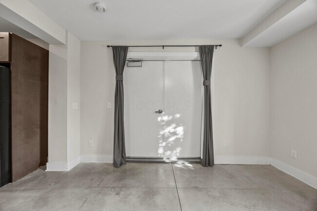 Photo - 1185 Gustavus Ln Unidad B