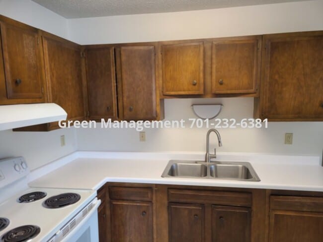 Heat Paid 2 Bedroom with Garage - Heat Paid 2 Bedroom with Garage House