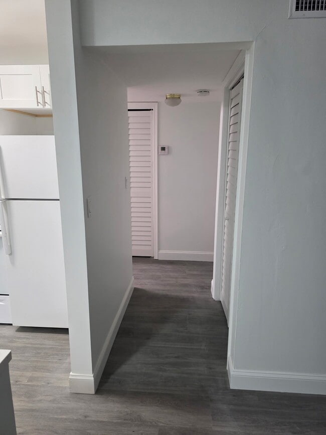 Photo - 1638 Dewey St Unidad 204