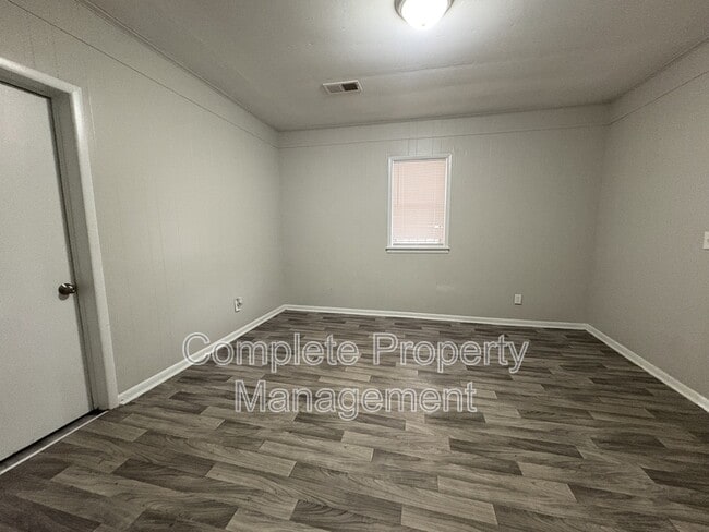 6112 Blocton Ave