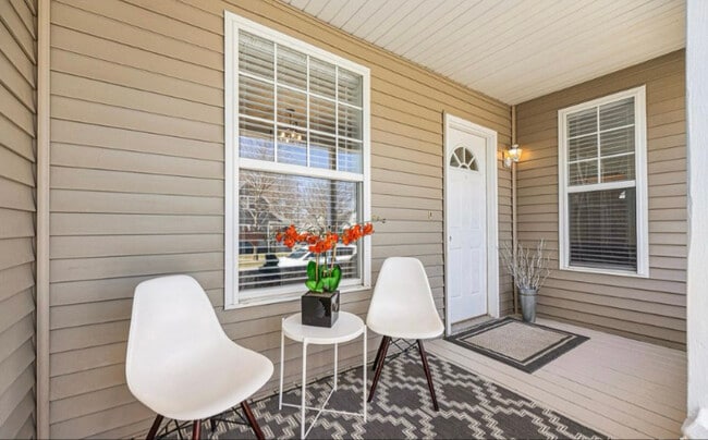 Photo - 1100 Hovey St SW