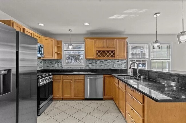 Building Photo - 23 Vaughan St Unit 1