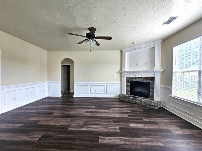 Photo - 3019 Kilknockie Dr