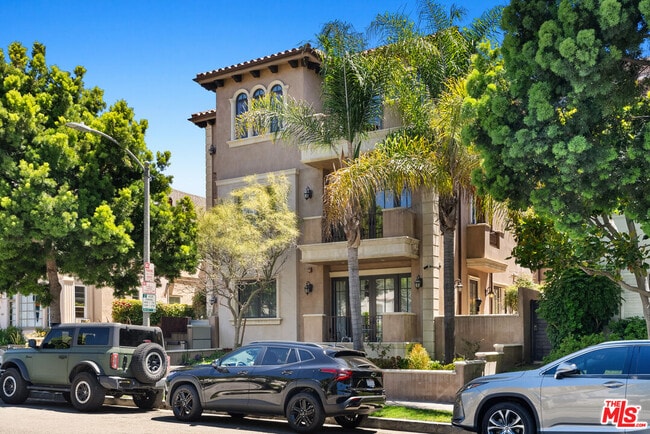 Photo - 208 S Lasky Dr Unidad 201 Rental