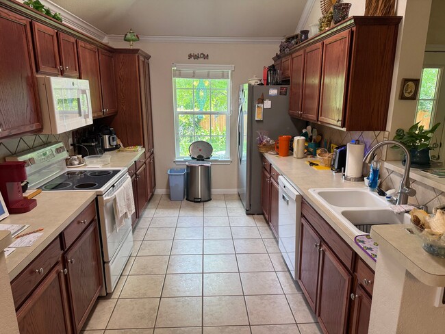 Photo - 713 Heston Cir Unidad 713