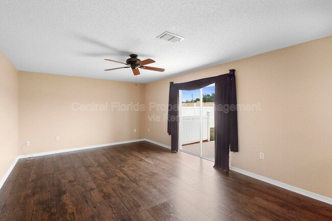 Photo - 4657 Willamette Cir