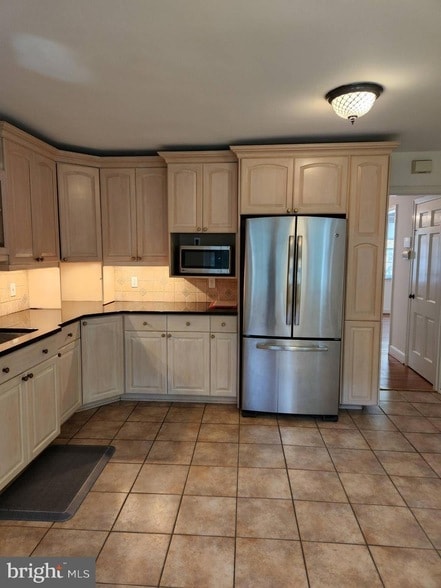 Photo - 3916 48th St NW