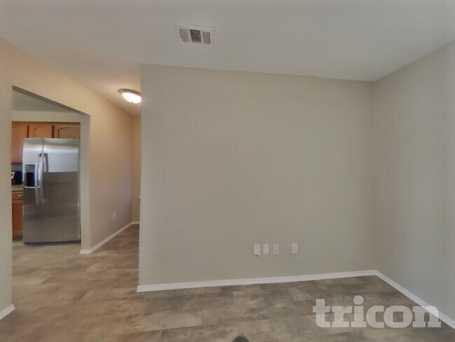 Photo - 1526 Fairfield Dr