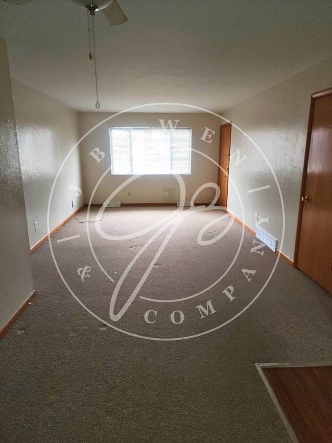 Photo - 2 bedroom- Perrysburg School District! Ready to call home! Unit #4