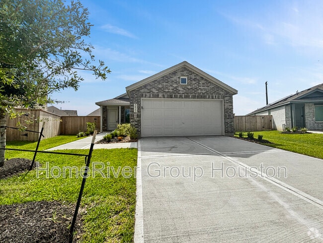 Building Photo - 5823 Standpiper Lp Rental