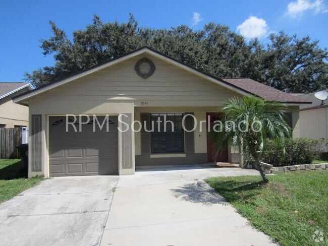 Building Photo - Alafaya Woods Rental