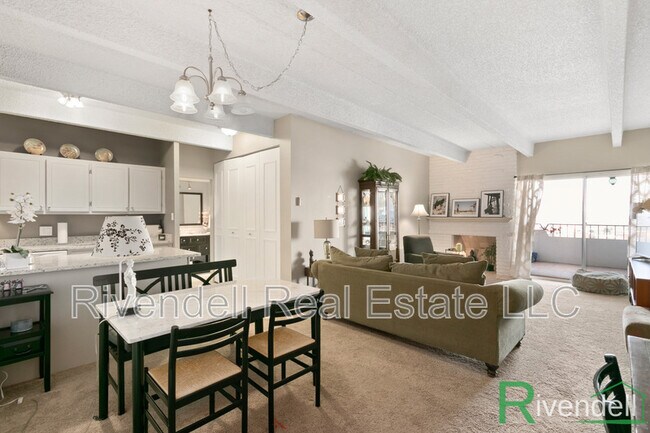130 N Pearl St Unit 1605