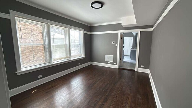 8210 S Marshfield Ave Unit 2