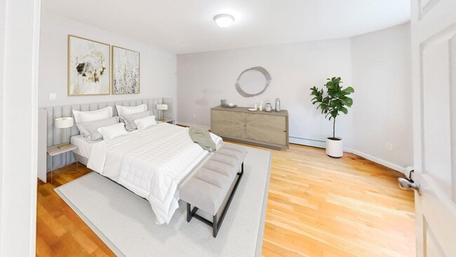 Photo - 35 Juniper St Unit 1