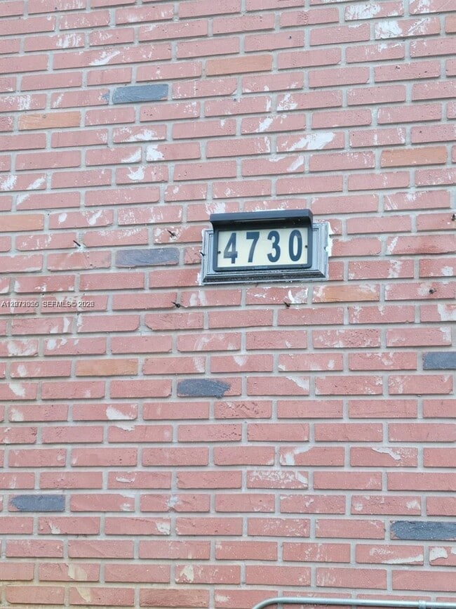 Photo - 4730 NW 10th Ct Unit 302