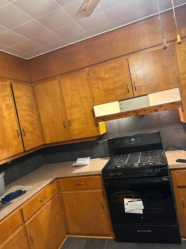 Photo - 26 Pleasant St Unit Apt #2