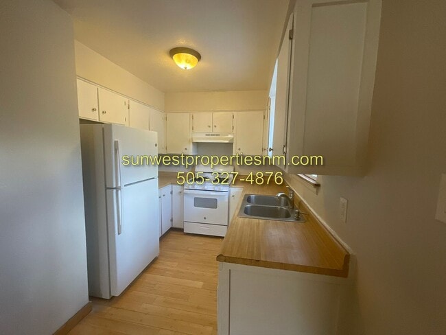 Photo - 2 Bedroom, 1 Bath Duplex