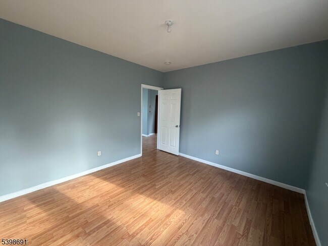 Photo - 178 Osborne Terrace Unit 3