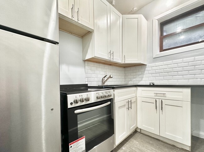 Photo - 518 W 204th St Unit 1