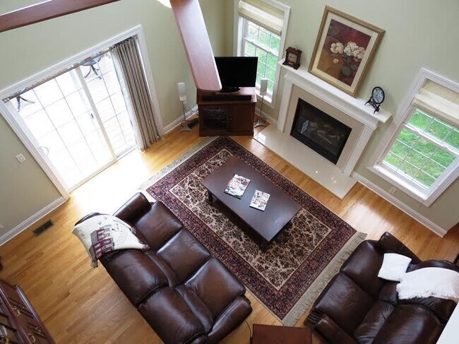 Photo - Newington Ridge Toll Brothers Luxury Townh...