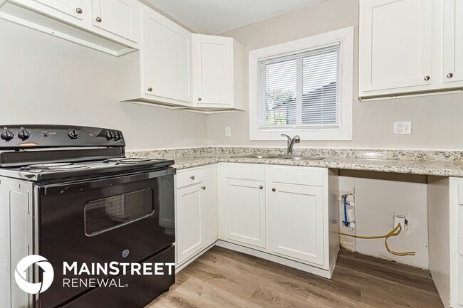 Photo - 2813 Falcon Dr