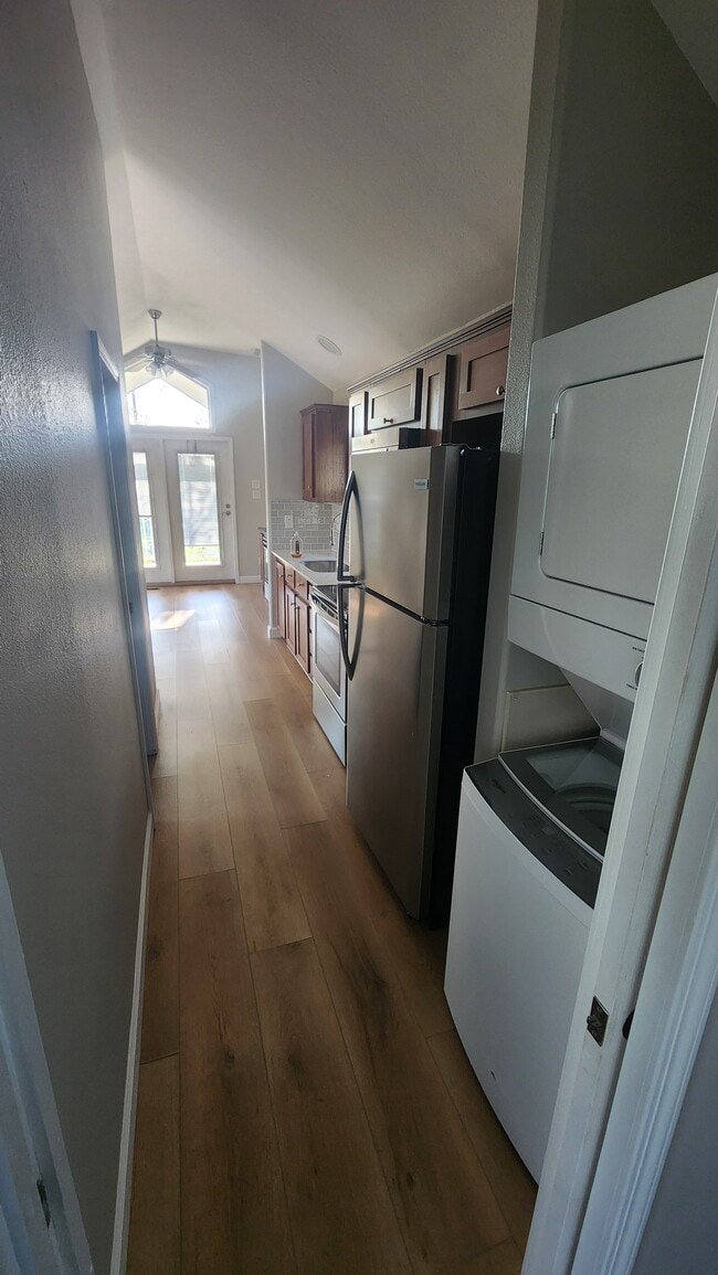 Photo - 5677 FM 1516 N