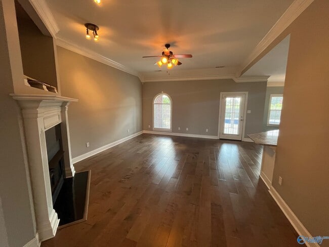 Photo - 1907 Weatherly Cir SW