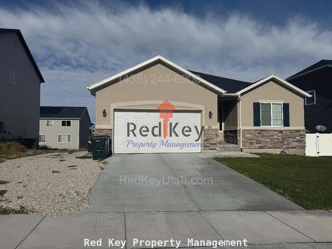 Building Photo - Broxburn Way Duplex