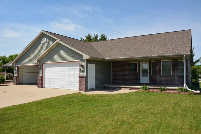 325 Cordy Ln - 325 Cordy Lane