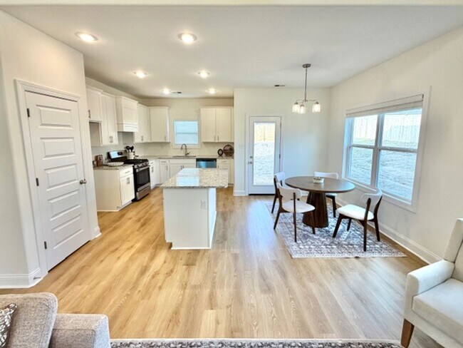 Photo - MarchMeadowsWay10262 Unit 1