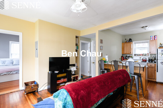 Photo - 20 Bristol St Apartments Unit 2B