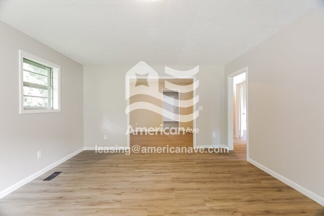 Photo - 1453 Park Ave