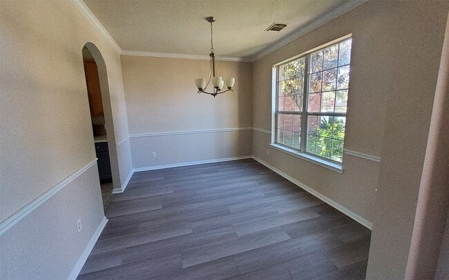 Photo - 2906 Humble Dr