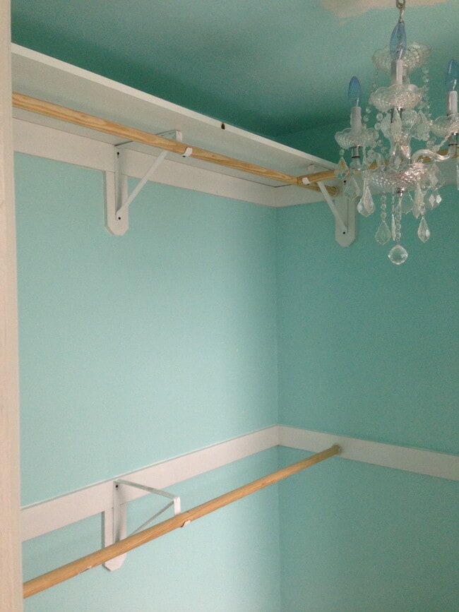 Photo - 717 Pearson Street