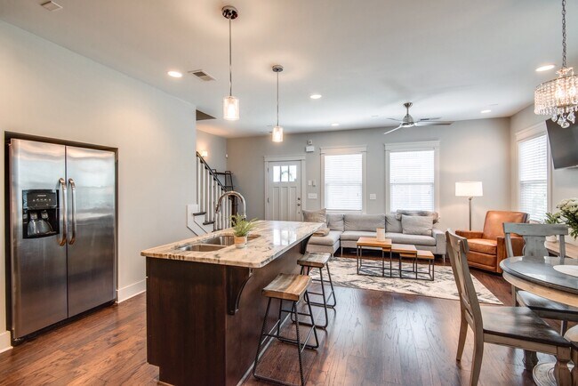 710 Buchanan St Unit 7
