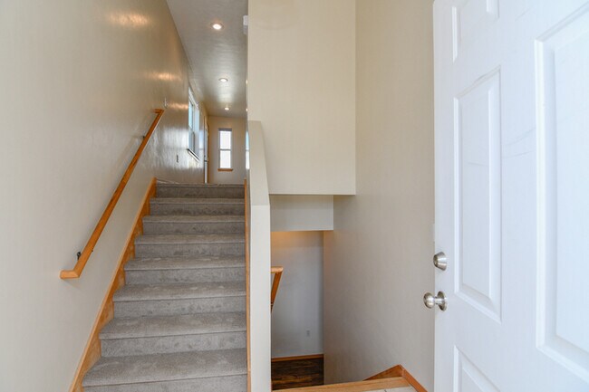 Photo - 235 Cavil Way